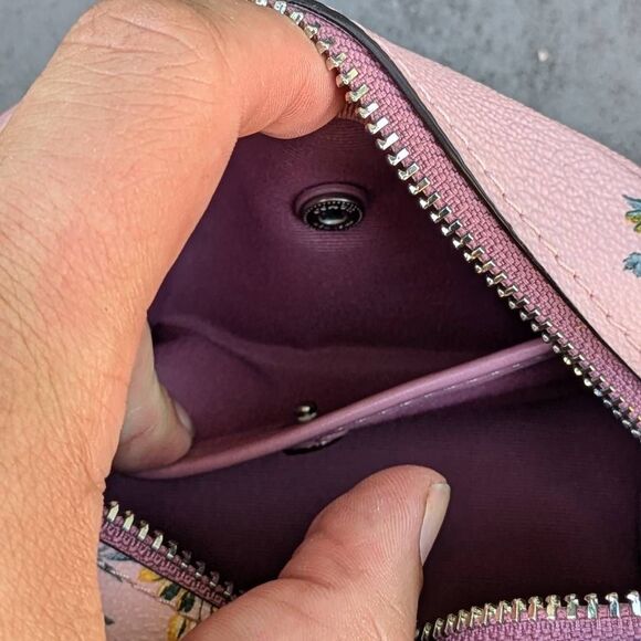 Coach Boxy Dandelion Floral Print Pink Cosmetic Case - Picture 7 of 8